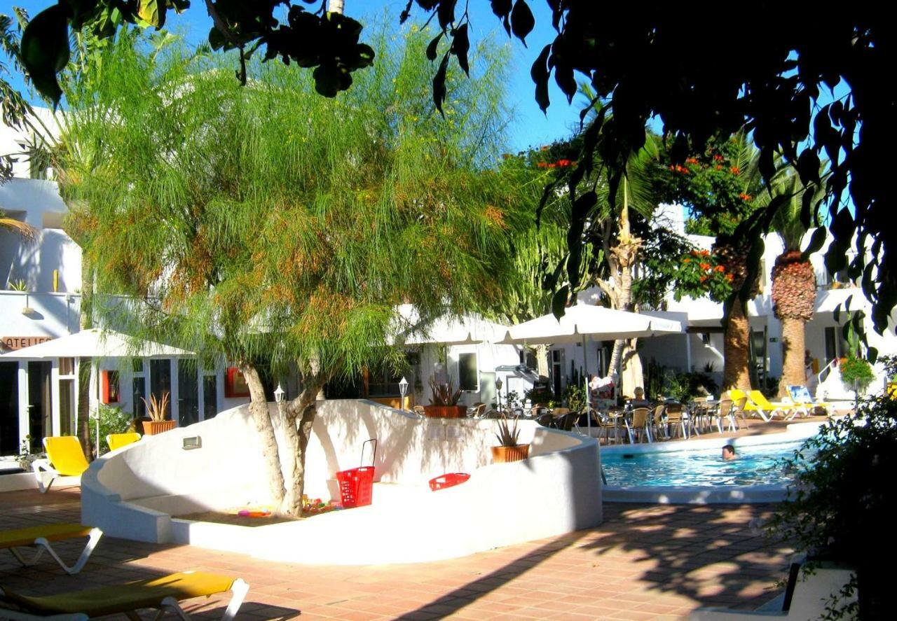 Apartamentos Tamarindos ปูแอร์โตเดลคาร์เมน ภายนอก รูปภาพ